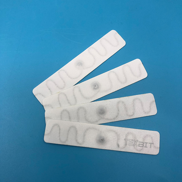 RFID Laundry Tag 7015